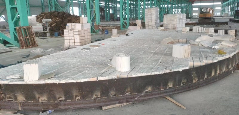 沃福德大型井式爐施工現場